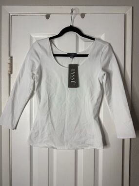 NWT Lysse White Scoop Neck 3/4 Sleeve Stretch Top